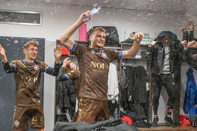 悬念和激情 悬念和激情